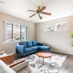 Issaquah 4br w workspace backyard nr dining SEA-676