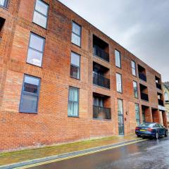 Beautiful 1-Bed Apartment in Gloucester
