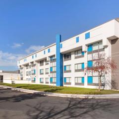 GLō Best Western Mississauga Corporate Centre