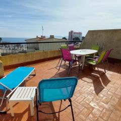 Magnífico ático amueblado con terraza a 2 pasos de la playa - Se aceptan mascotas - ES-170-23