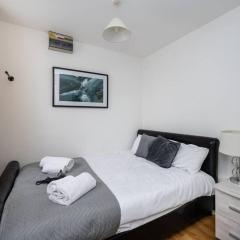 En-suite Flat - Kitchen - Quiet Near Shops & Bus