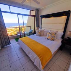 Ripple -King Bed- Swim- 4 Adults 2 kids