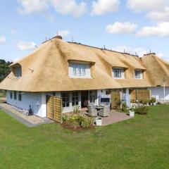 Lueuevwai 7 Whg Dickel