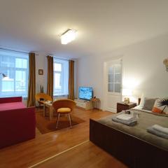 Old Town Sunny Bee Apartment Prime Location