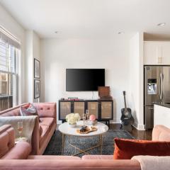 Hart Suite 14 by AvantStay Gorgeous Town House w Modern Amenities in Nashville