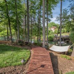 Lakeside Landing by AvantStay Private Dock