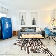 Cosmopolitan con piscina, doble terraza, central y WIFI