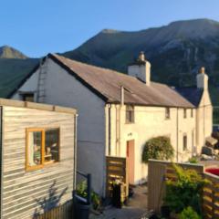 Snowdonia Mountain Lodge