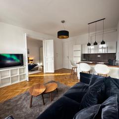 Luxury 3 bedroom apartment near Schönbrunn Palace