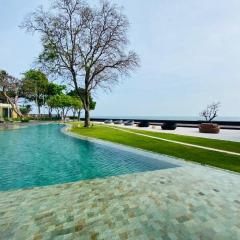 2 Bedroom oceanfront condo