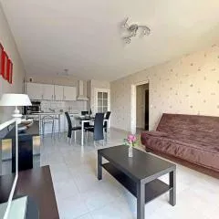 Grand T3 idéalement situé proche plage et commerces avec balcon et parking à Berck - FR-1-646-39