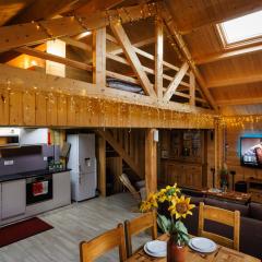 Cosy Log Cabin with Parking near Cambridge