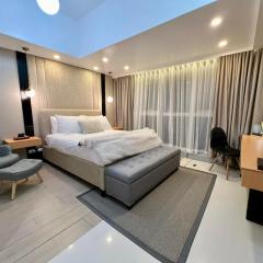 Hotel Vibe Condo at Uptown Parksuites BGC