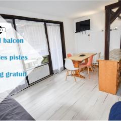 Relai S11 Grand et lumineux studio avec coin montagne 4-6 pers, WIFI, 30m des pistes, grand balcon, DRAPS NON COMPRIS