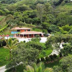 Casa de campo cerca a Medellín