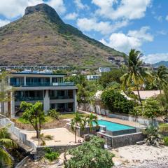 Beach and Mountain - Tamarin