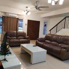 116 Bukit Indah Bentong Homestay- 5min to town