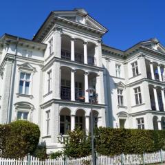 Villa 100m zum Strand, 2 SZ & Balkon