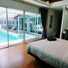 I am pool villa Pattaya no 5