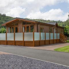 Llyn Dinas Lodge