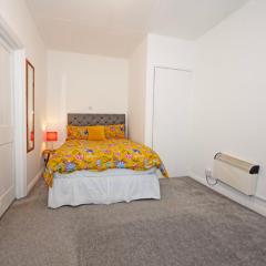 Two-Bedroom Flat Clapham Junction Station