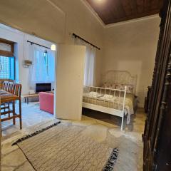 Cozy Traditional 1 Bedroom Home Omodos Village