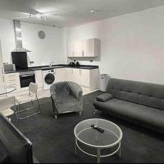 Modern 2-bed flat in Salford