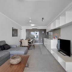 Dual Key Three Bedroom Apartment close to CBD