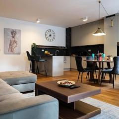 Luxury Vista Haven - APT2, Free Parking