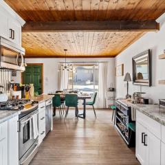 Honeybee by the Bay in Big Bear Lake