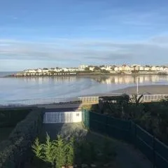 Vue imprenable sur la mer, ROYAN plage de PONTAILLAC, 4chambres 2 à 8 personnes