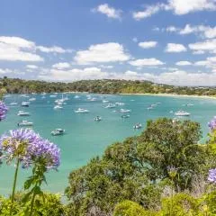 Oneroa Bay Apartment