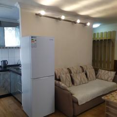 Fully furnished 2room apartment in center
