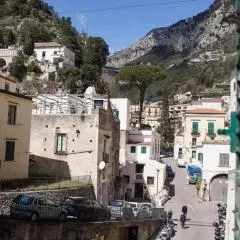 Donna Sara - Appartamento in corte Amalfitana