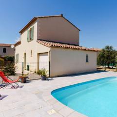 Villa 4 pièces avec piscine privée, jardin, garage, 7 couchages, Narbonne-Plage, proche commerces - FR-1-409-21