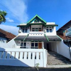 Homestay Jogja Dekat Gembiraloka By Simply Homy