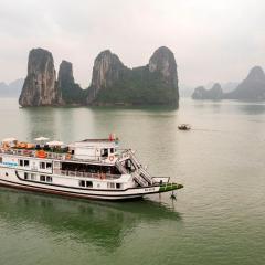 Ha Long Fantasea Legend Cruise