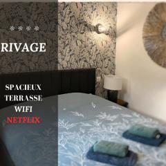 *Rivage* Spacieux T2 RDC sur cour:Jardin-Fibre-Netflix-Terrasse