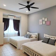 Tmn seri botani ipoh greece 4br 14pax mahjong