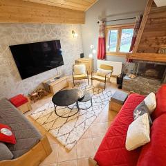 Duplex spacieux avec terrasse, piscine couverte et cheminée à Samoëns - FR-1-624-9