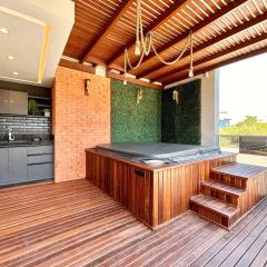 194 - Maravilhoso Dúplex Garden 04 dormitórios em Mariscal