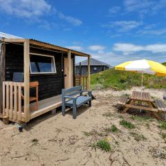 Karo Hut A - Ninety Mile Beachfront Cabin