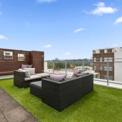 1 Bedroom with Rooftop Terrace-Alice72 Self Catering