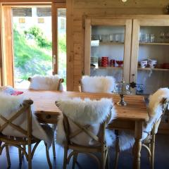 2 bedrooms chalet with enclosed garden and wifi at Mont Noble