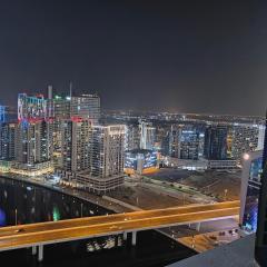 LeModCasa - Luxury smart Studio with Canal View Business Bay