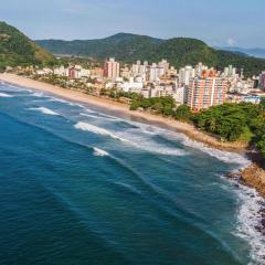 Apartamento em Guarujá Praia do Tombo, 300mts do mar - TOMBO BEACH HOST