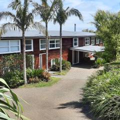 The Waiheke Lodge