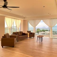 ARU SUITE Spacious Sea & Sunset View Home 10pax with Private Parking