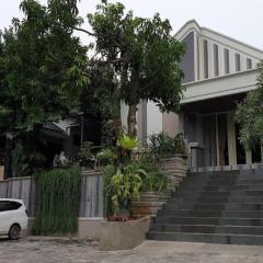 Alfiya Hotel