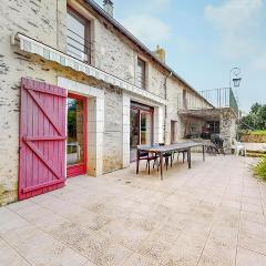 Amazing Home In Parennes With Kitchen